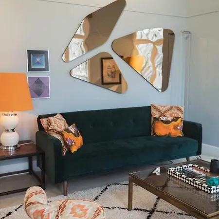 Oever House Apartment