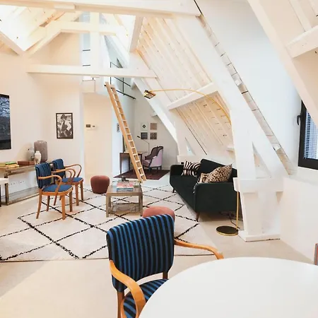 Oever House * Antwerpen